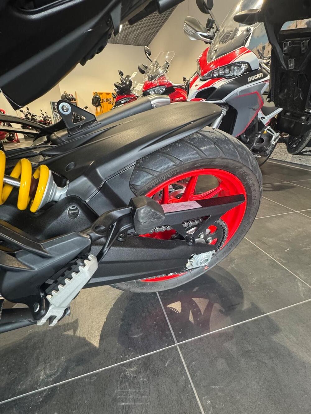 Ducati Multistrada V2 S (2022 - 24) (13)