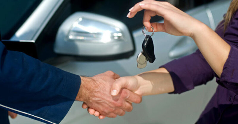 Passaggio di propriet&agrave; auto, tutto quello da sapere per il 2026: guida pratica tra documenti, tempi e costi