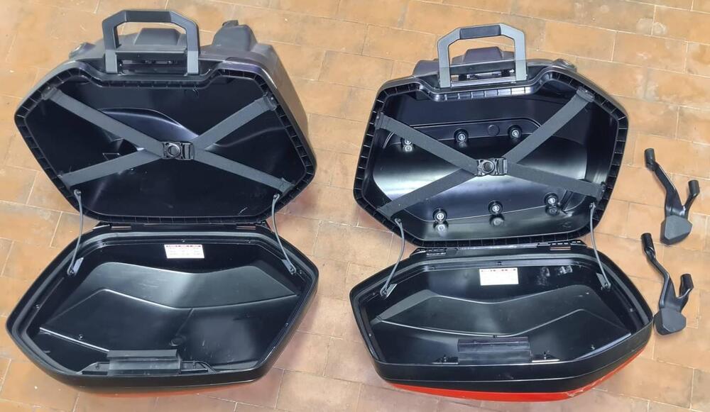 Valige Ducati Multistrada (3)