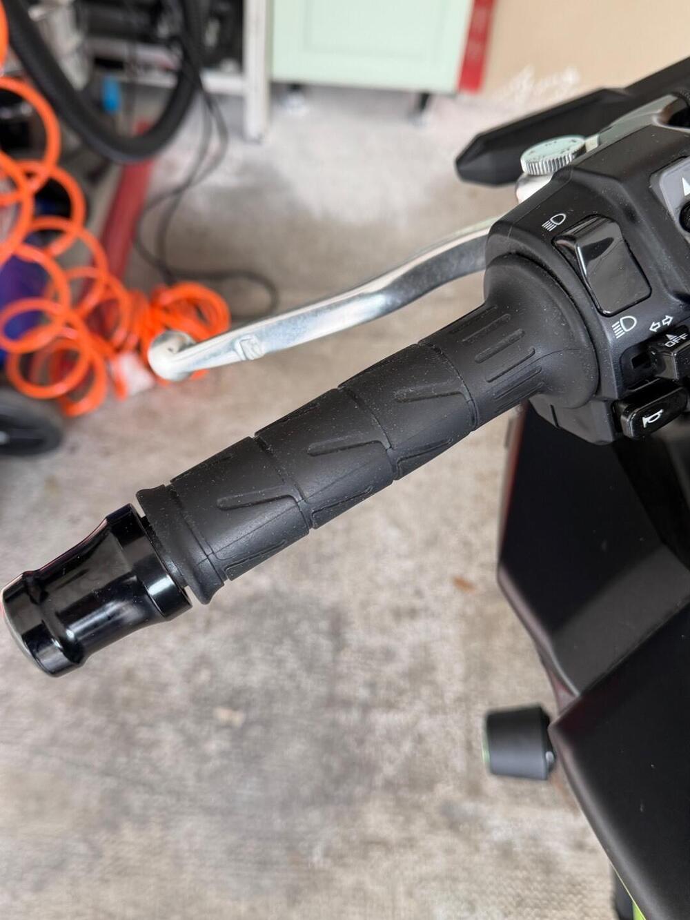 Kawasaki Z 900 (2021 - 24) (7)