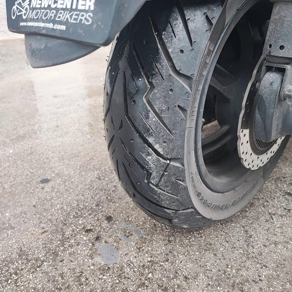 Kymco Downtown 300i ABS (2009 - 17)