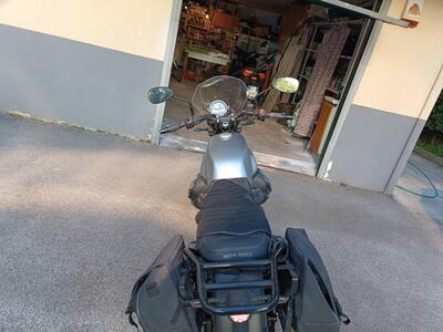 Moto Guzzi V7 Stone (2021 - 24) usata