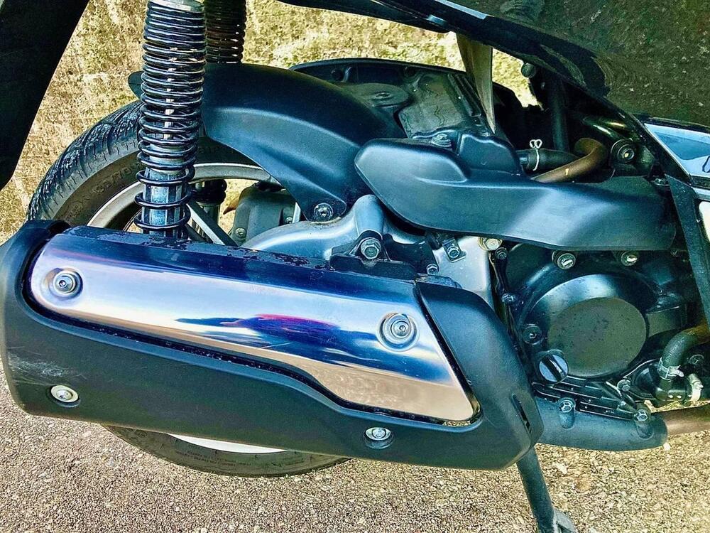 Honda SH 300 i ABS (2016 - 20) (10)