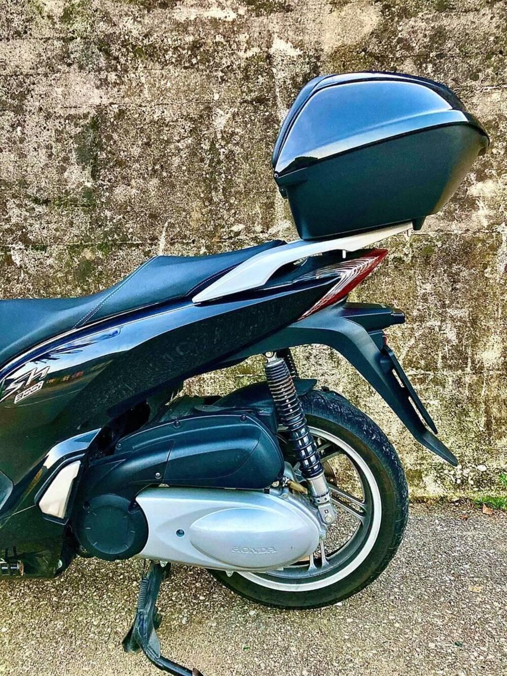 Honda SH 300 i ABS (2016 - 20) (14)