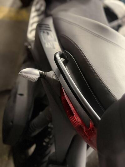 Piaggio MP3 300 ABS Hpe (2021 - 24) usata