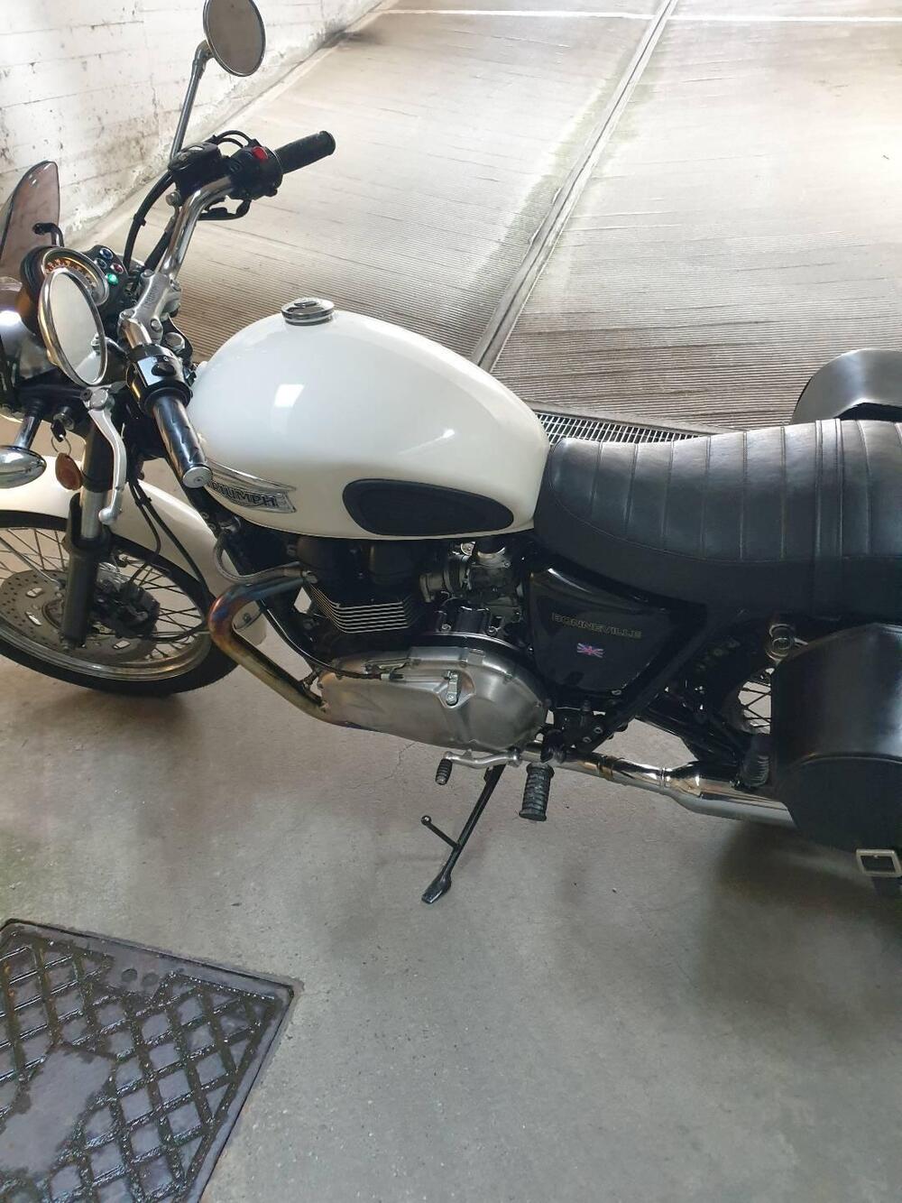 Triumph Bonneville (2007 - 16) (6)