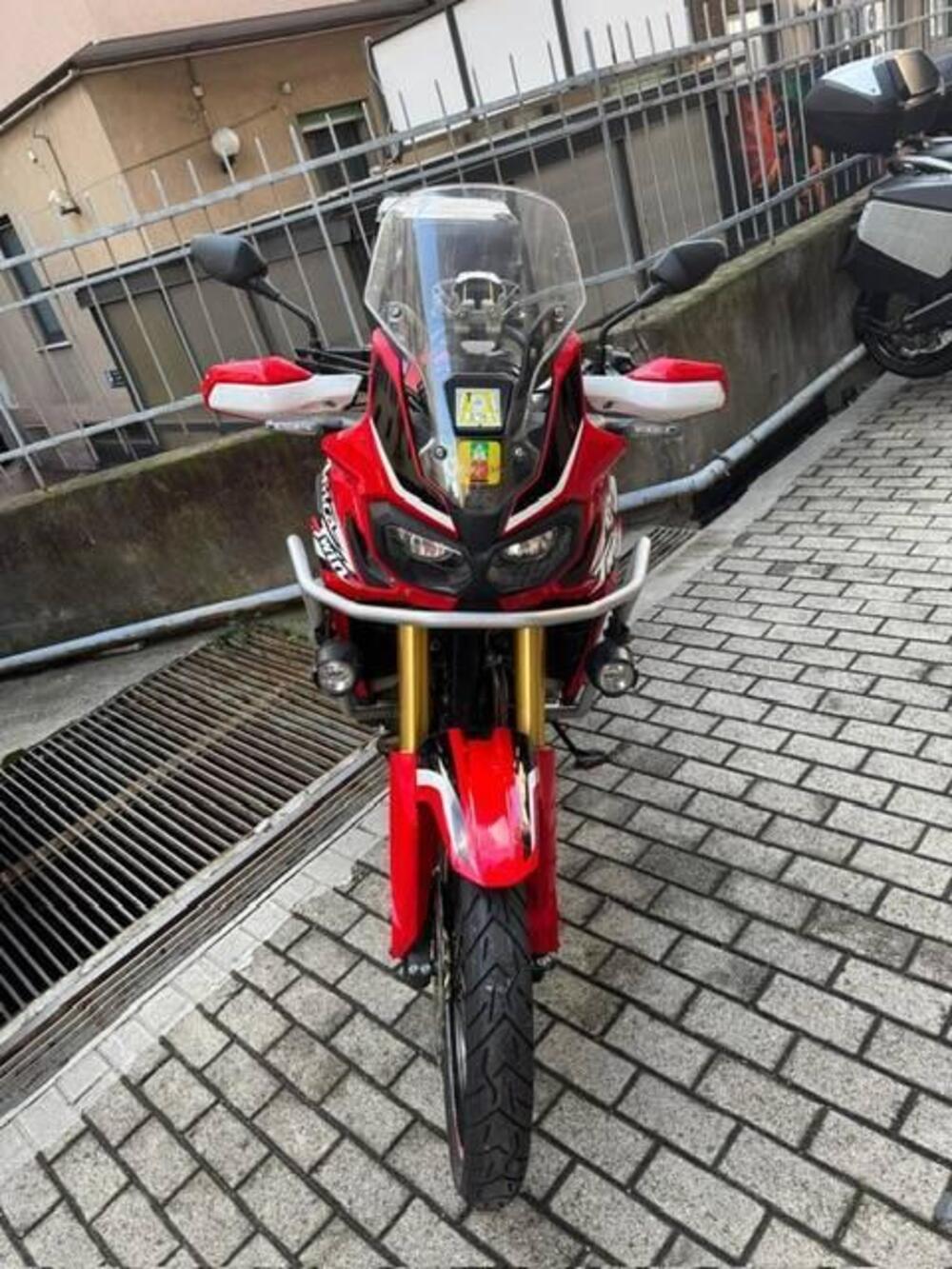 Honda Africa Twin CRF 1000L DCT ABS Travel Edition (2016 - 17) (3)