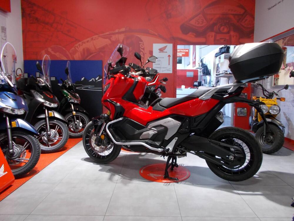 Honda X-ADV 750 DCT Adventure (2021 - 24) (6)