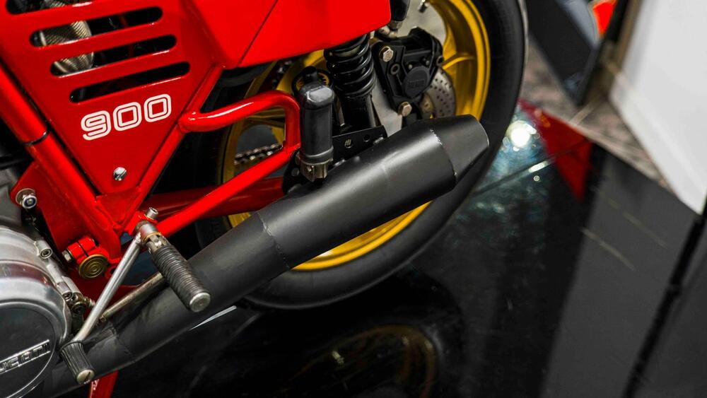 Ducati 900 MHR  (18)