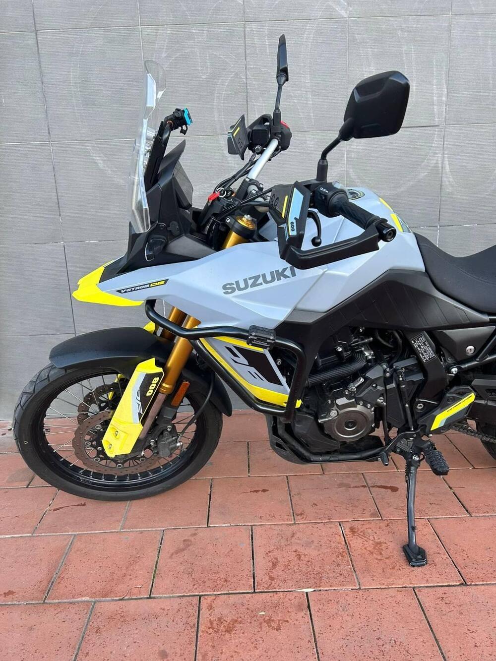 Suzuki V-Strom 800DE (2023 - 24)