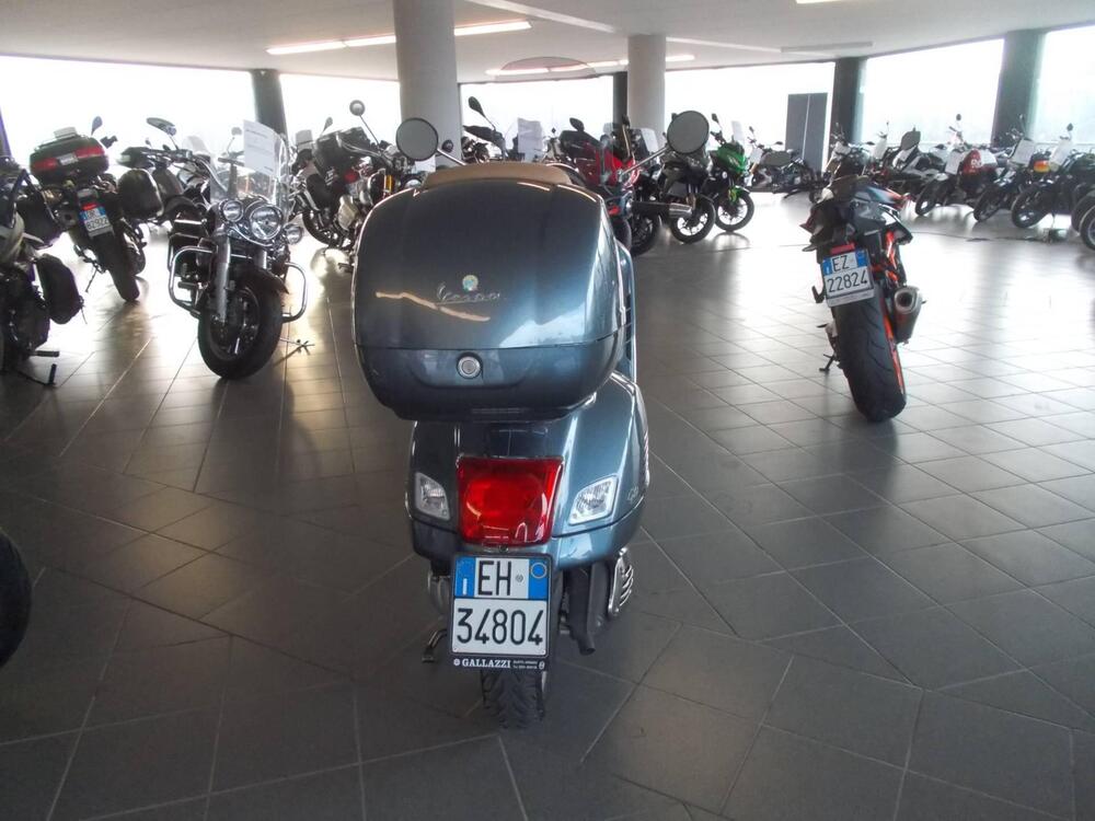 Vespa GTS 300 (2017 - 18) (3)