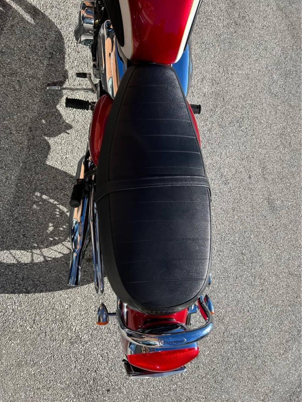 Triumph Thunderbird 900 (2002) (2)