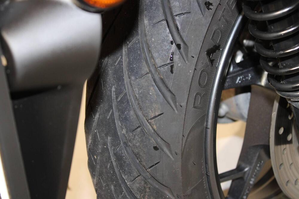 Yamaha X-Max 300 (2021 - 24) (7)