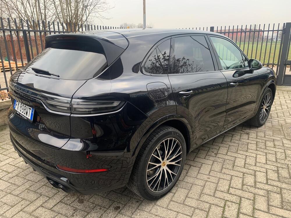 Porsche Cayenne usata a Milano (3)