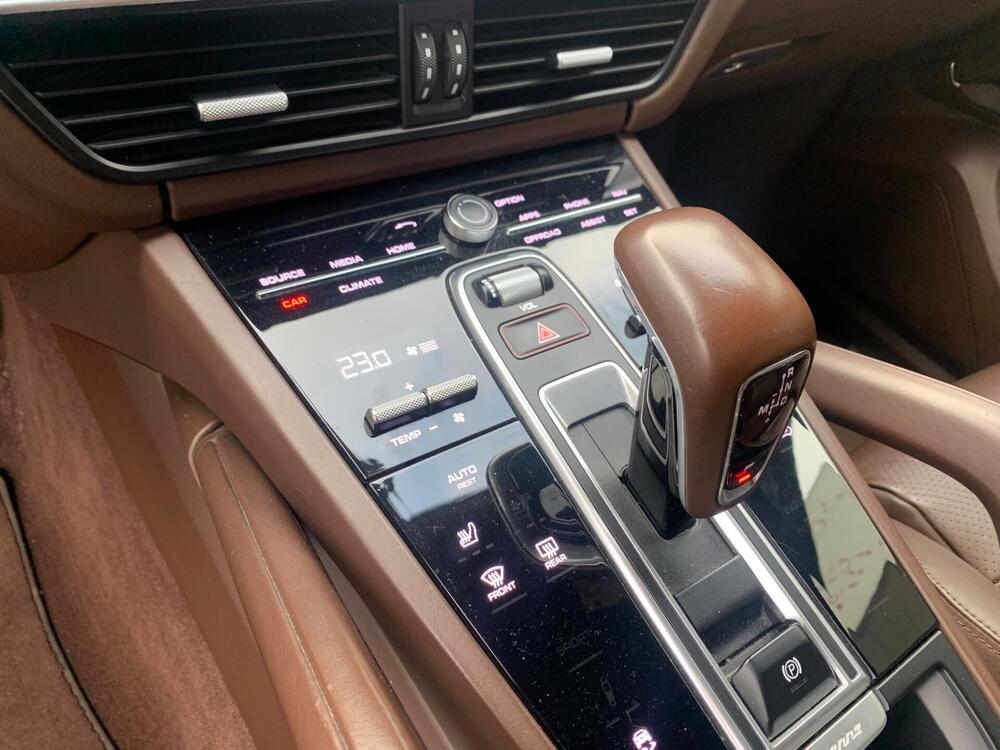 Porsche Cayenne usata a Milano (6)