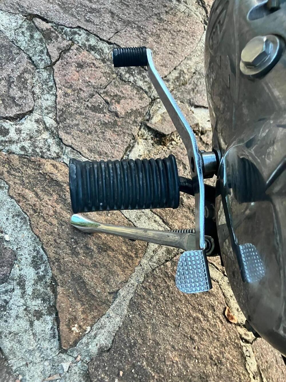 Royal Enfield Classic 500 EFI - Chrome (2017 - 20) (8)