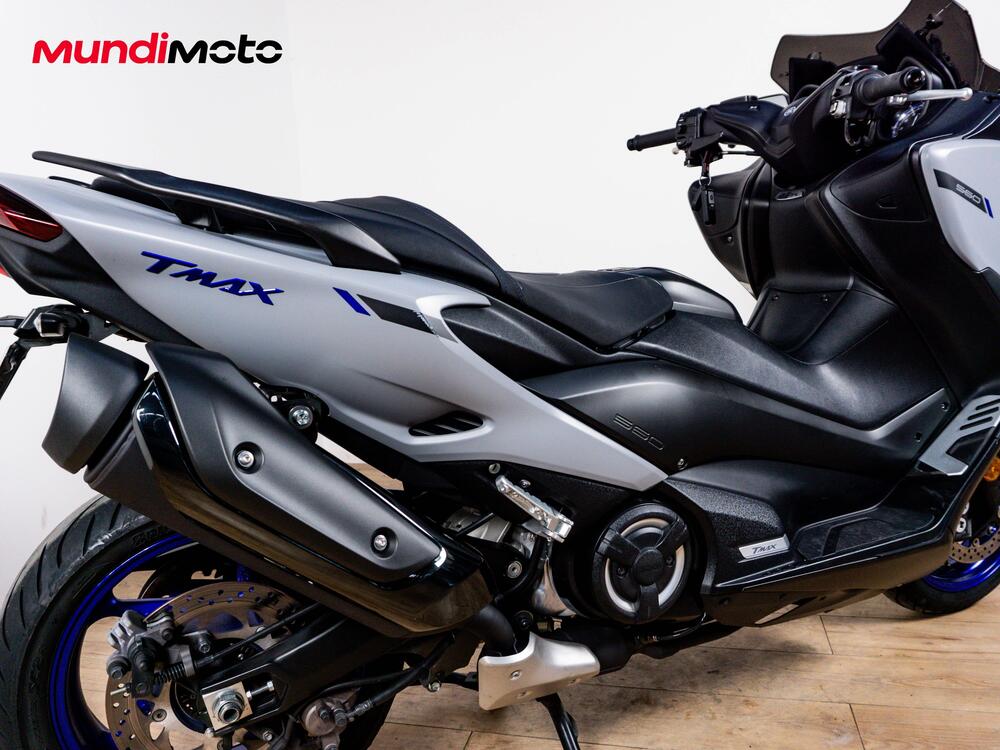 Yamaha T-Max 560 (2020 - 21) (4)