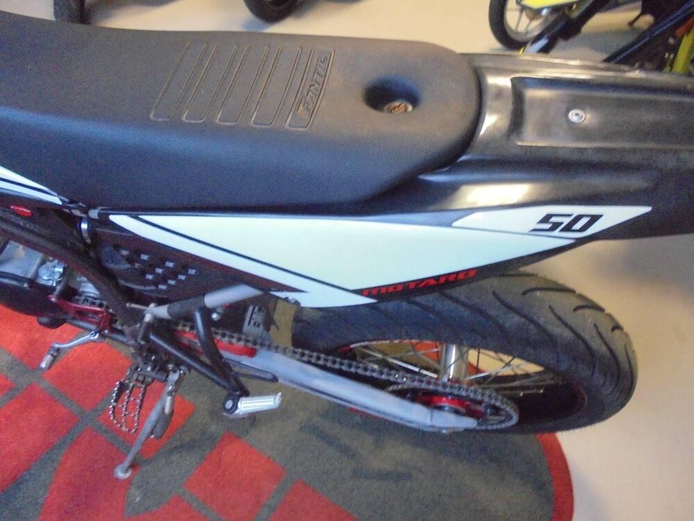 Fantic Motor Motard 50 Performance 2t (2020) (3)