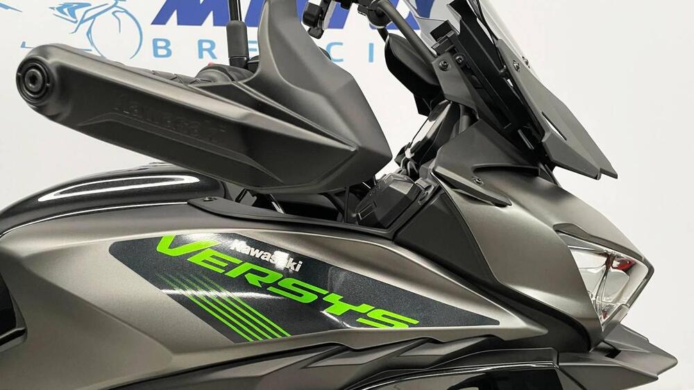 Kawasaki Versys 650 Grand Tourer (2025 - 26) (15)