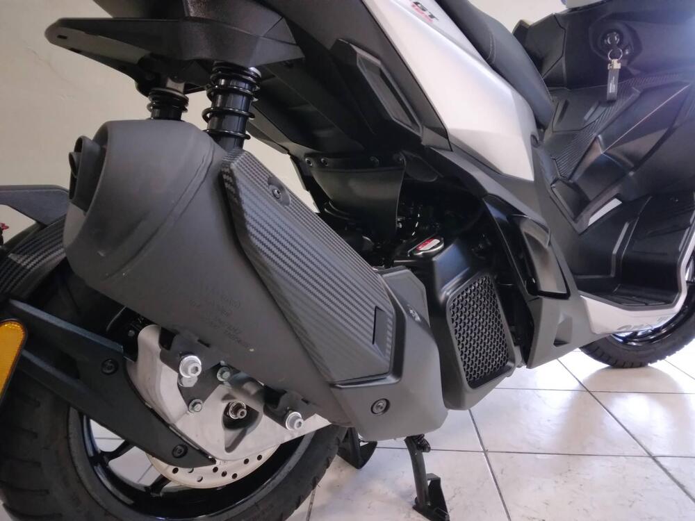 Aprilia SR GT 125 Sport ABS (2022 - 24) (7)