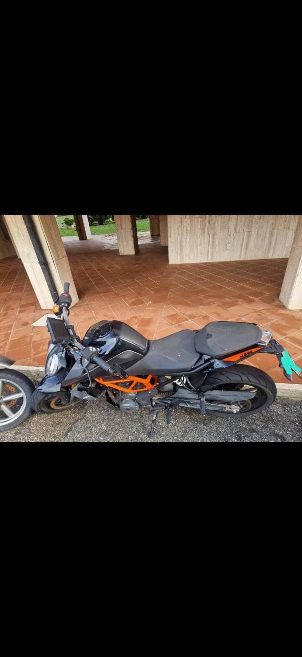 KTM 390 Duke (2021 - 23) (4)