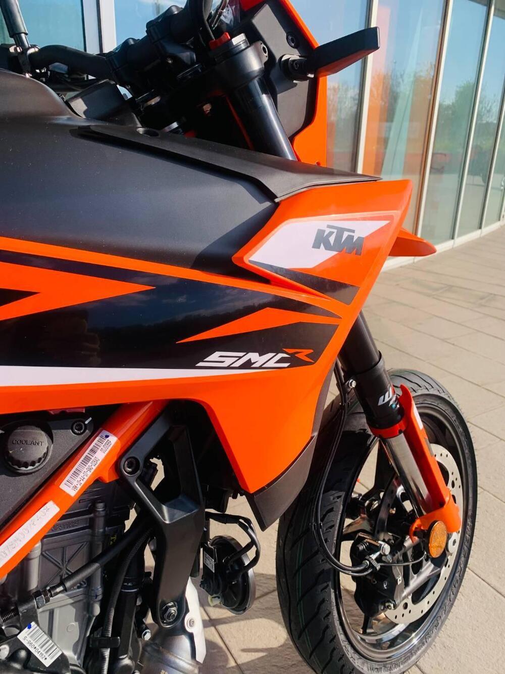 KTM 125 SMC R (2025 - 26) (2)