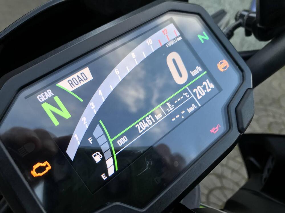 Kawasaki Z 900 (2021 - 24) (6)