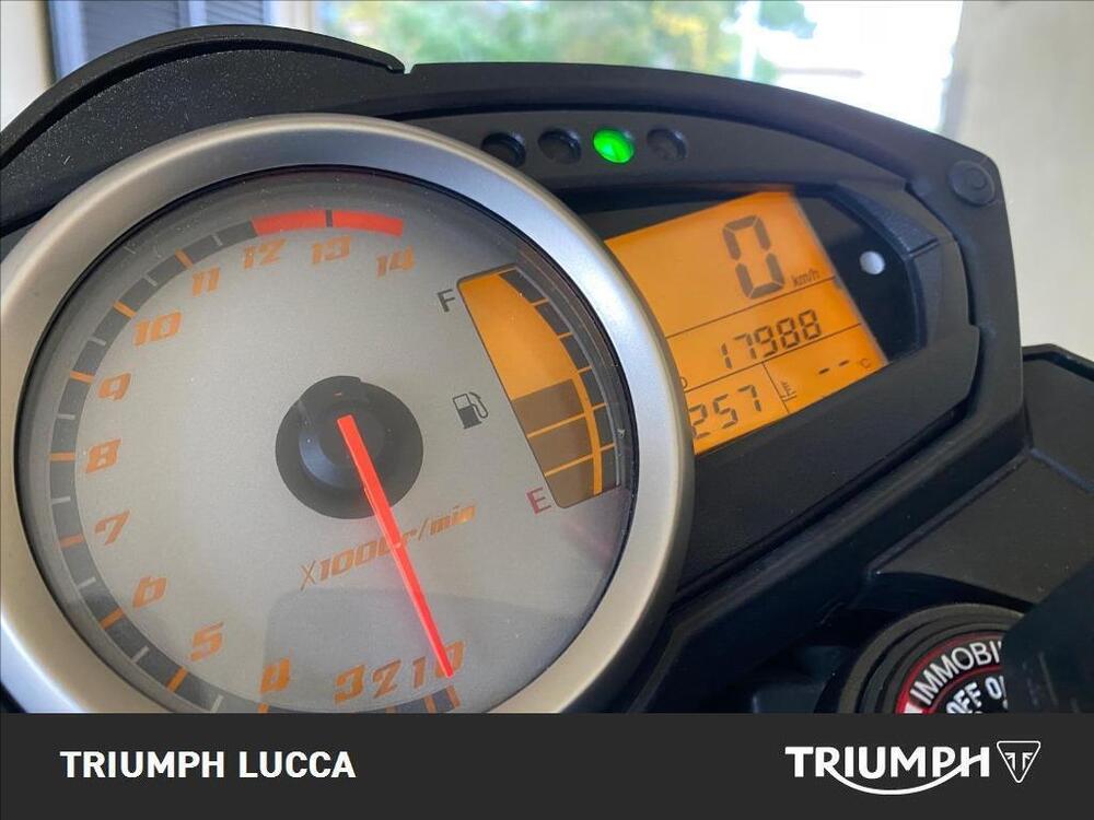 Kawasaki Z 750 (2007 - 14) (10)