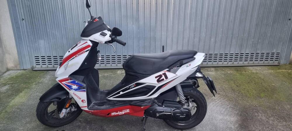 Malaguti F12 Phantom 50 R Liquid Cooled (2008 - 11) (3)