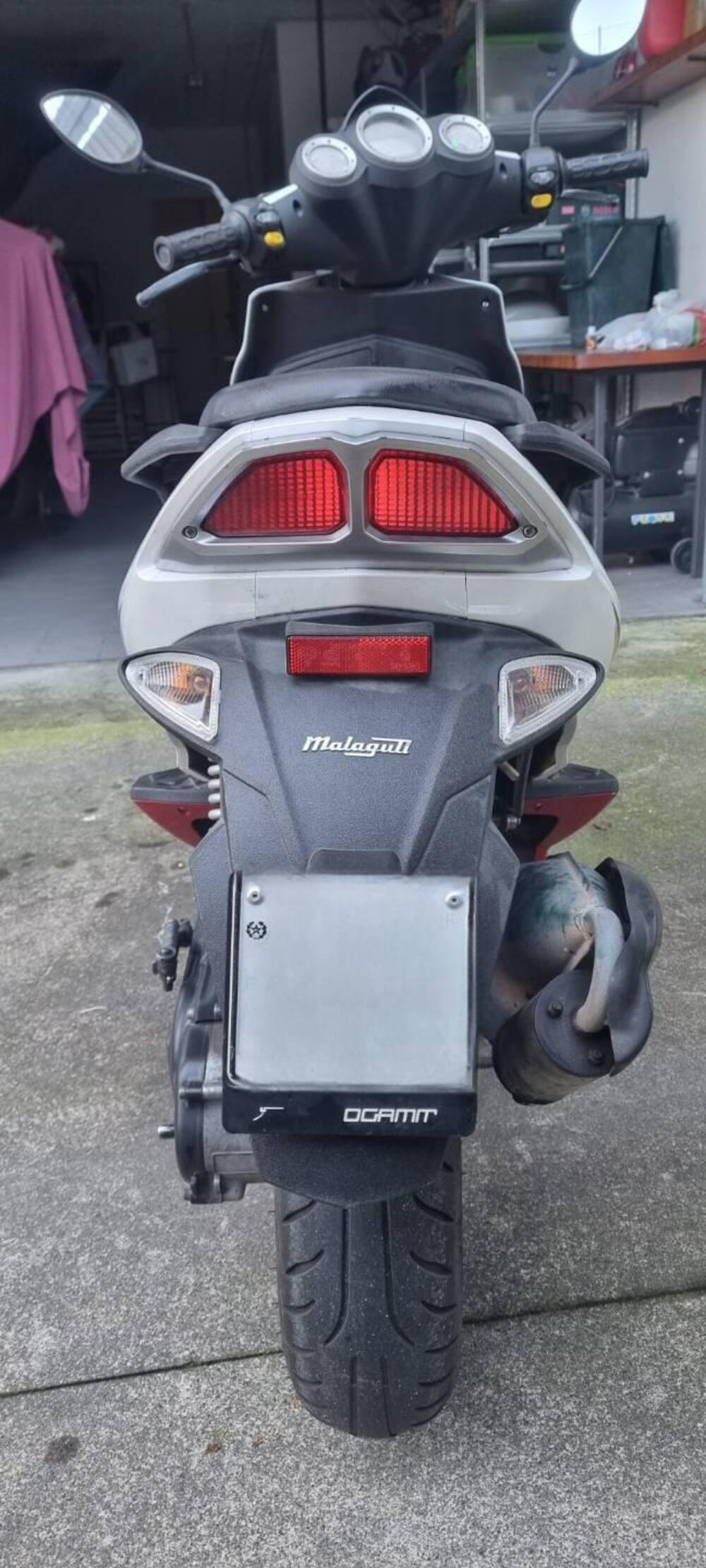 Malaguti F12 Phantom 50 R Liquid Cooled (2008 - 11) (4)