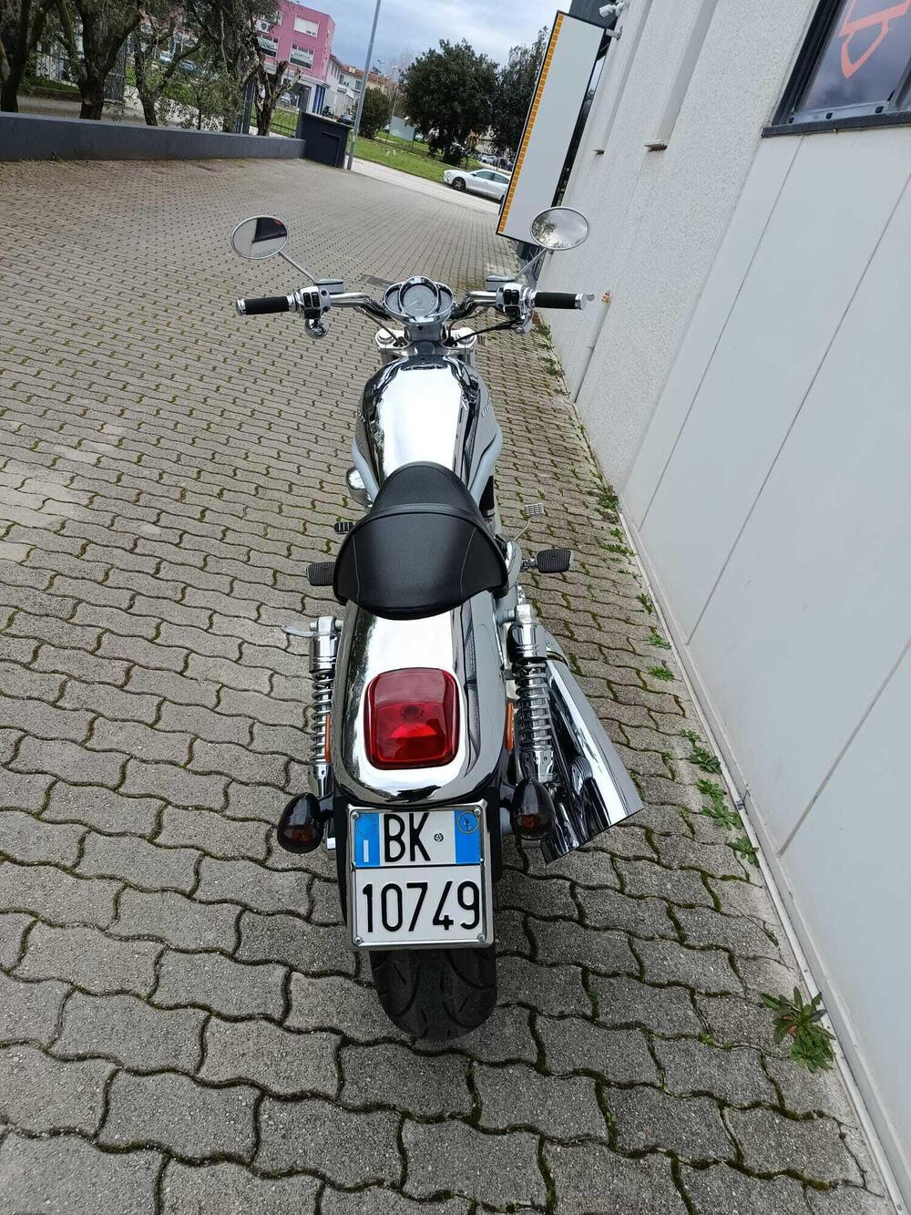 Harley-Davidson 1130 V-Rod (2002 - 05) - VRSCA (3)