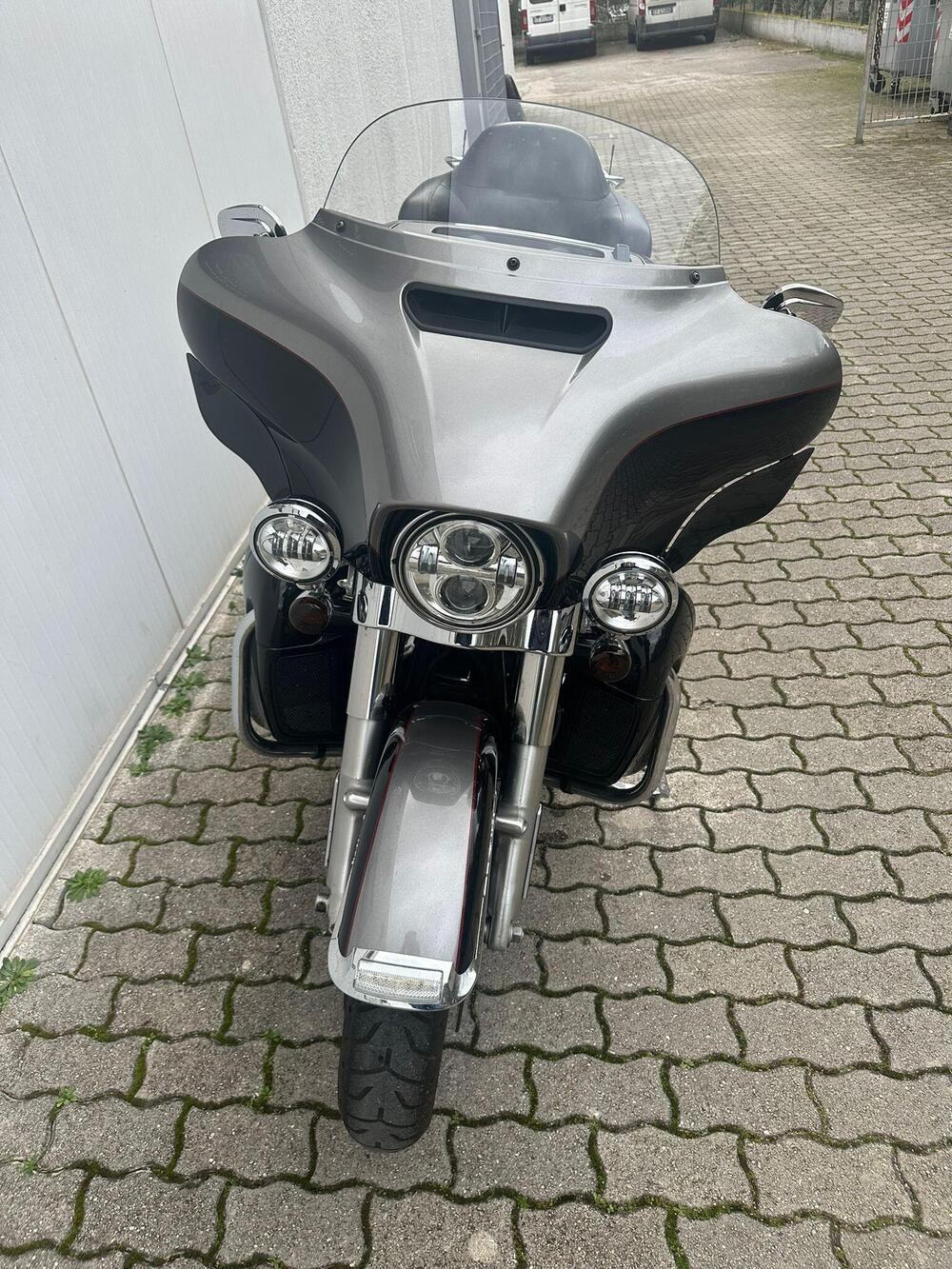 Harley-Davidson 1690 Electra Glide Ultra Limited Low (2014 - 16) - FLHTKL (2)