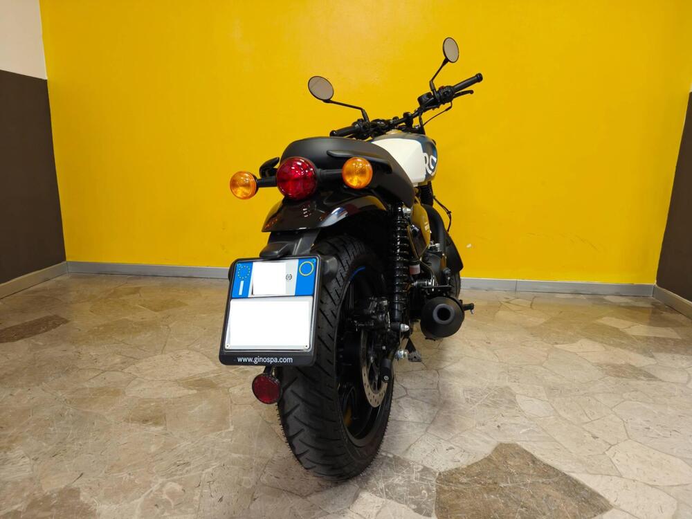 Royal Enfield HNTR 350 (2022 - 26) (4)