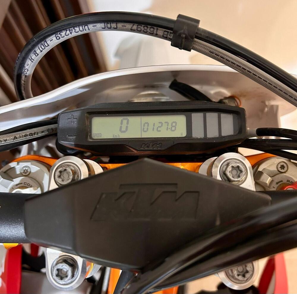 KTM 450 EXC-F Six Days (2023) (7)
