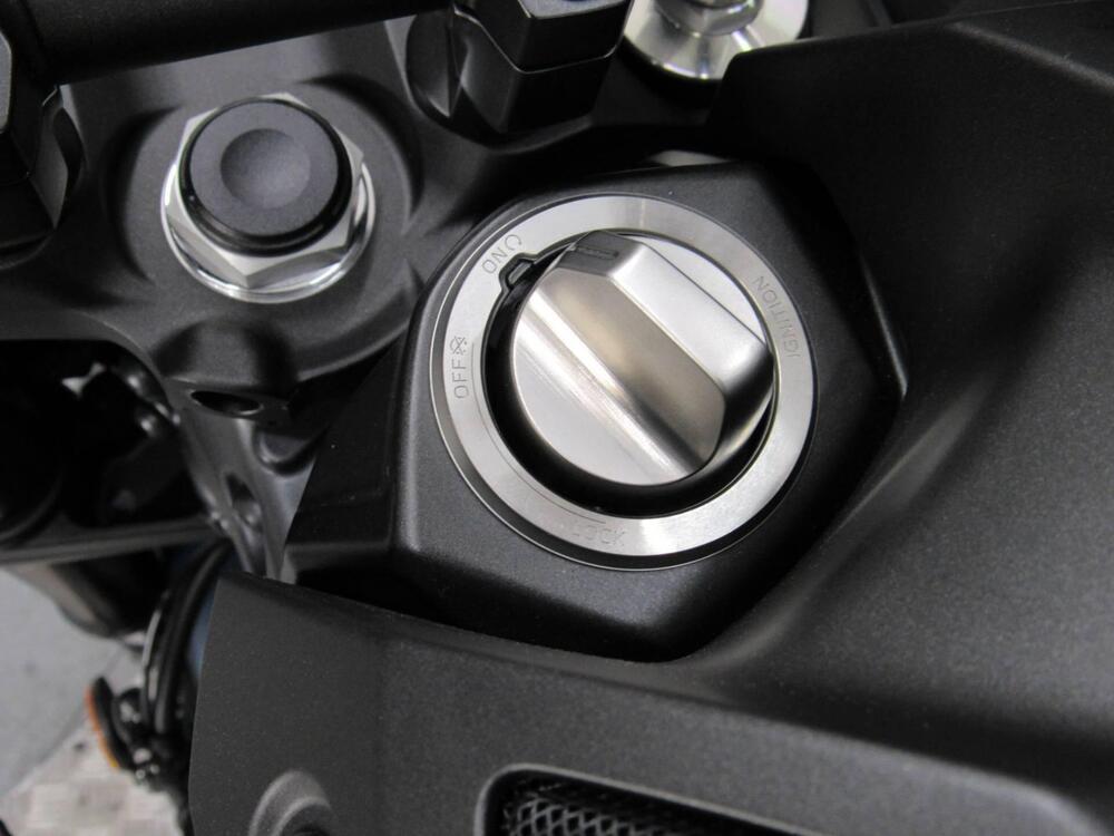 Yamaha MT-09 Y-AMT (2024 - 26) (13)