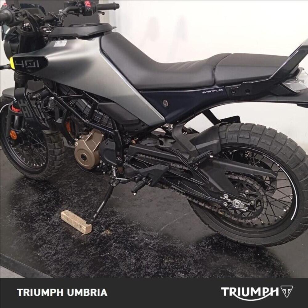 Husqvarna Svartpilen 401 (2024 - 26) (6)