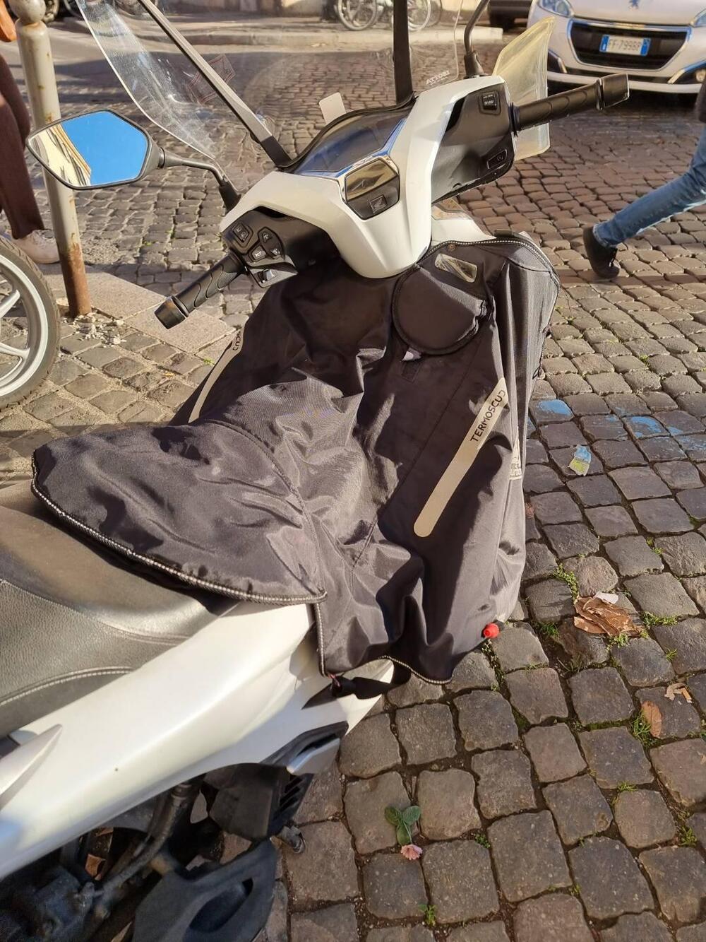 Honda SH 150i (2020 - 23) (4)