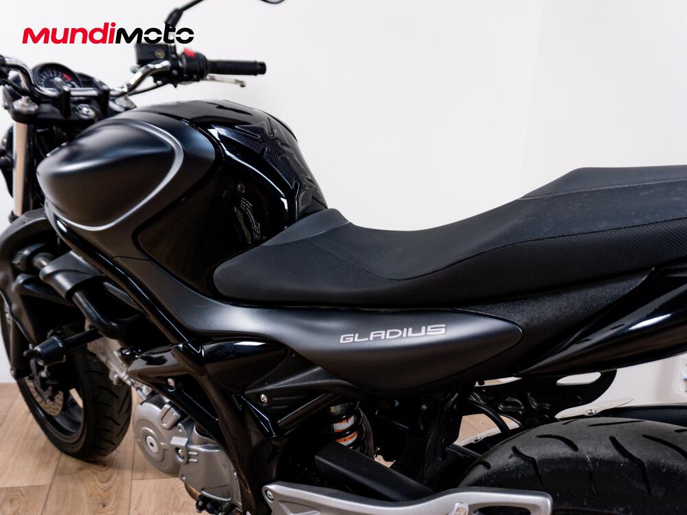 Suzuki Gladius 650 SFV ABS (2009 - 15) (8)