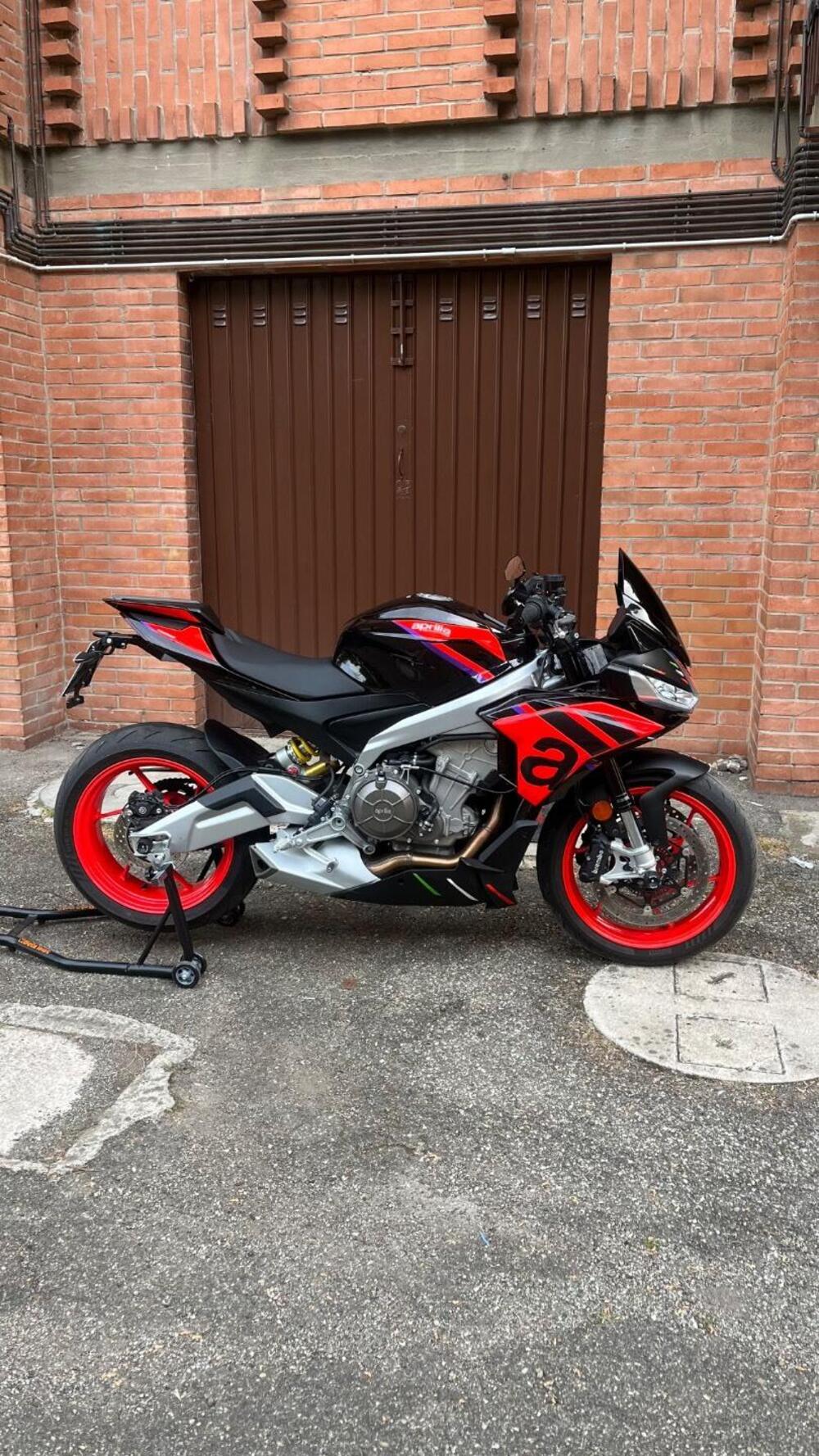 Aprilia Tuono 660 Factory (2022 - 24) (3)