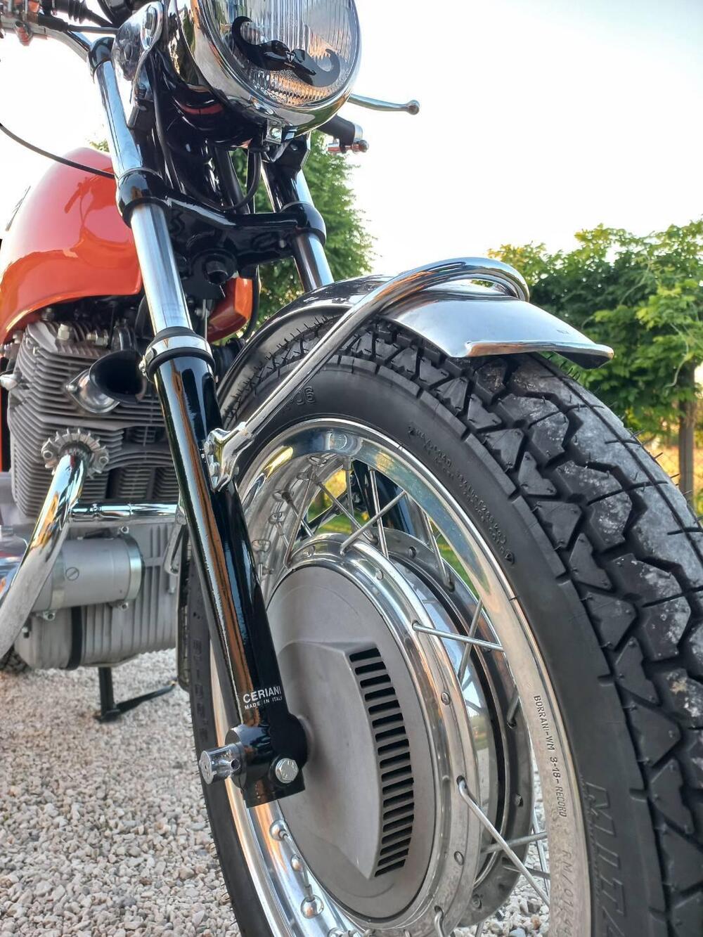 Laverda SF 750 (2)