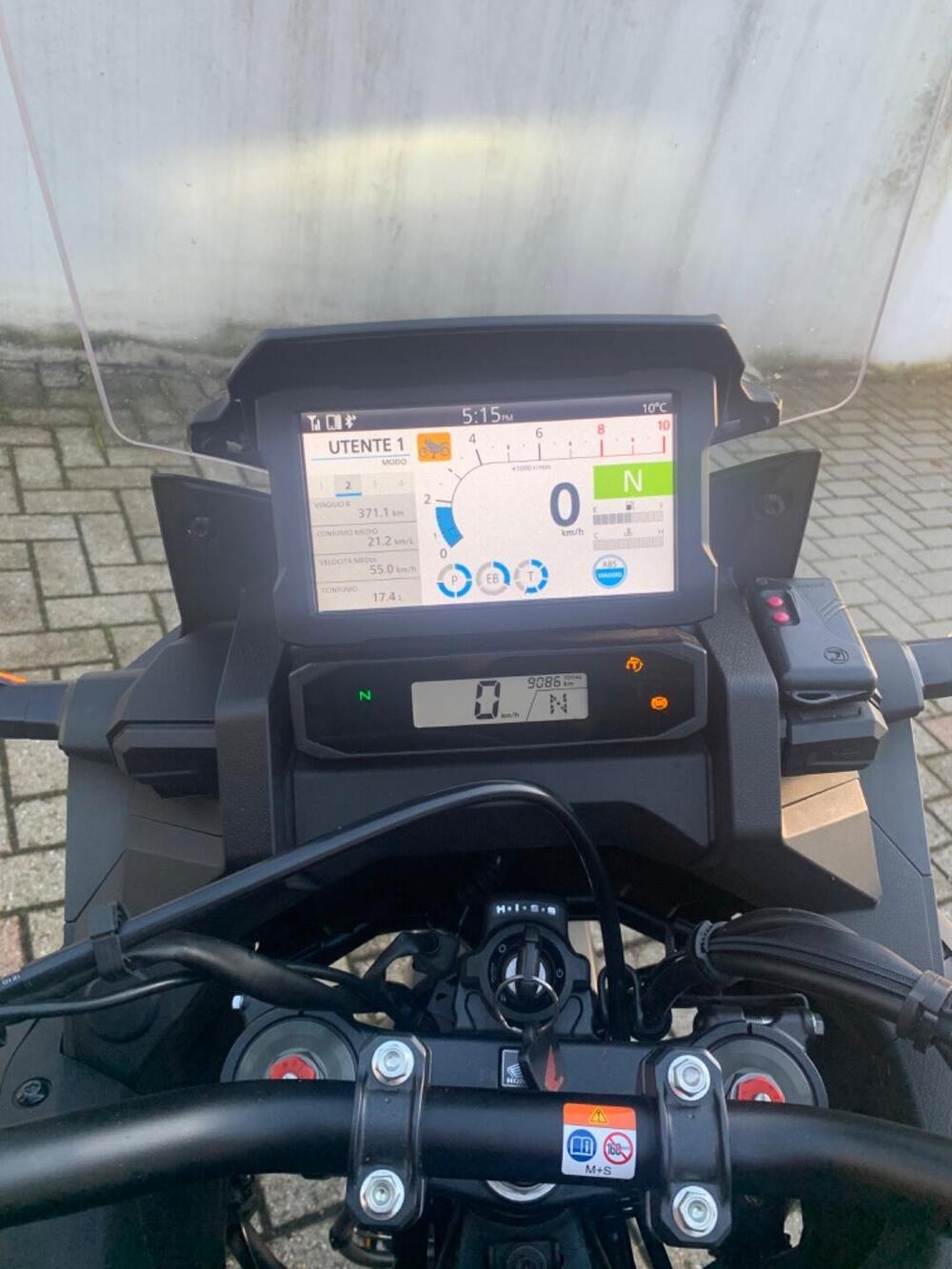 Honda Africa Twin CRF 1100L (2022 - 23) (4)