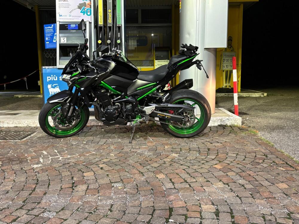 Kawasaki Z 900 (2021 - 24) (4)