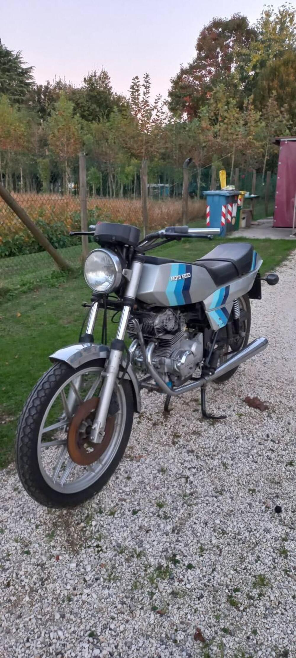 Moto Guzzi 125 2C 4t (7)