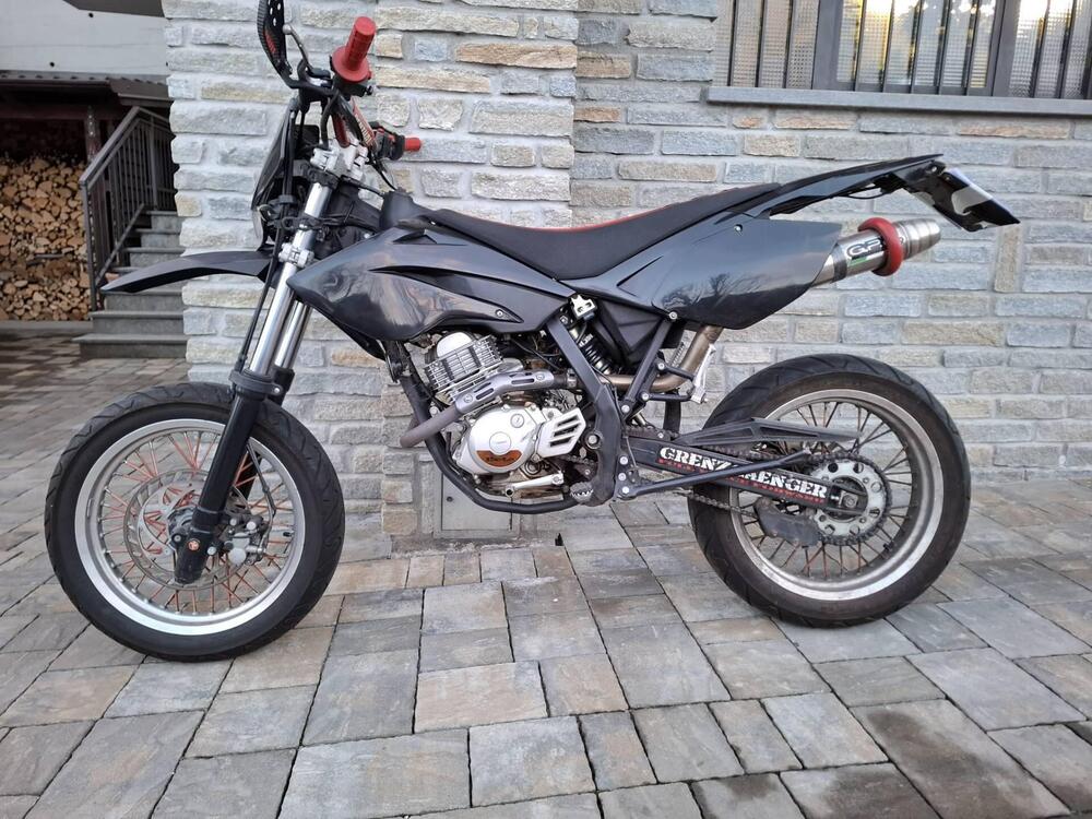 Betamotor RR 125 4T Motard (2006 - 11) (6)