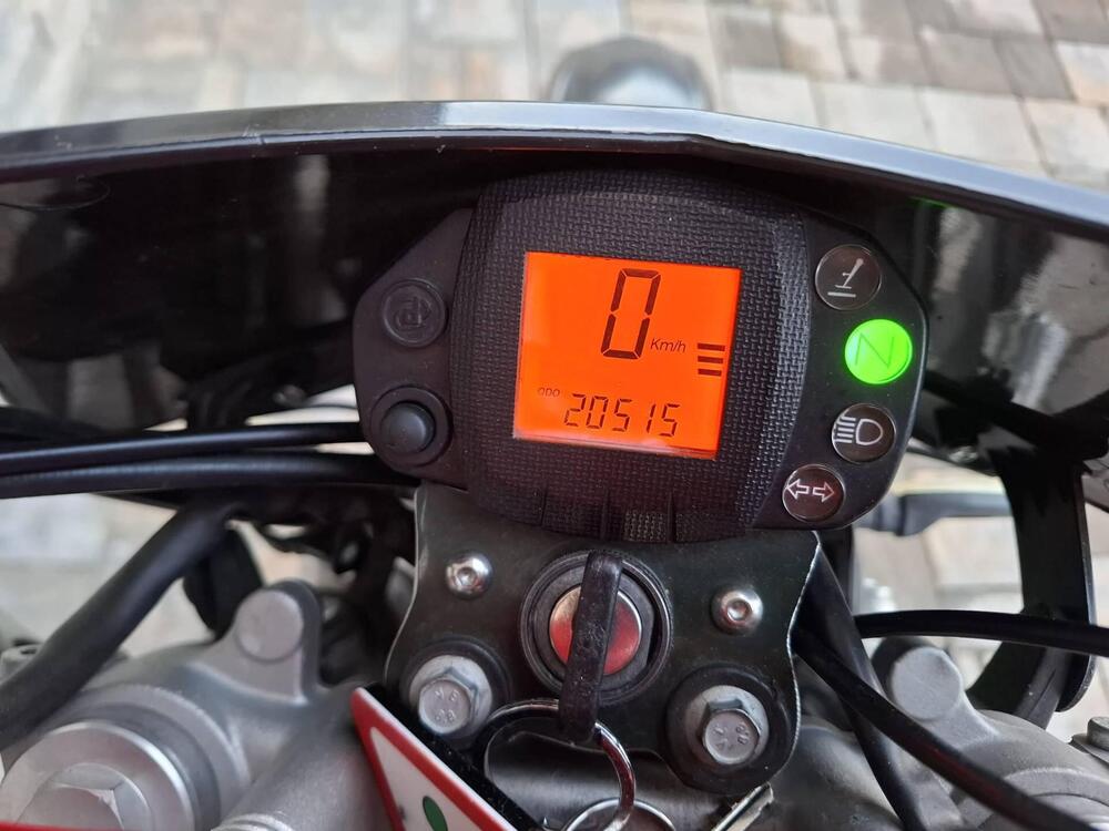 Betamotor RR 125 4T Motard (2006 - 11) (7)