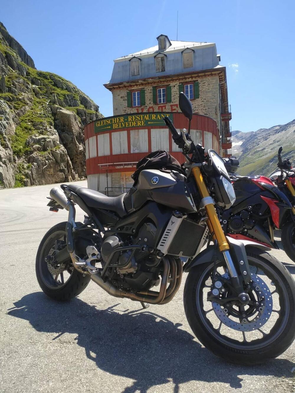 Yamaha MT-09 Sport Tracker (2014 - 16) (2)