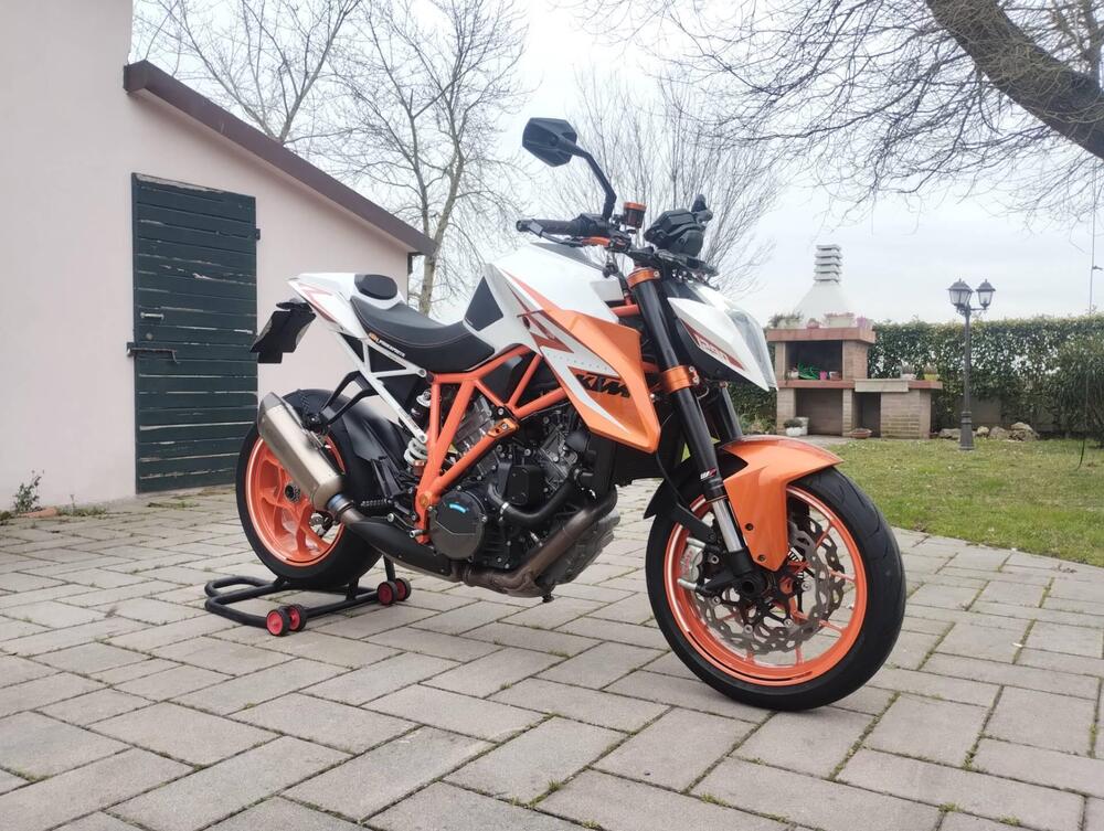 KTM 1290 Super Duke R SE ABS (2016)