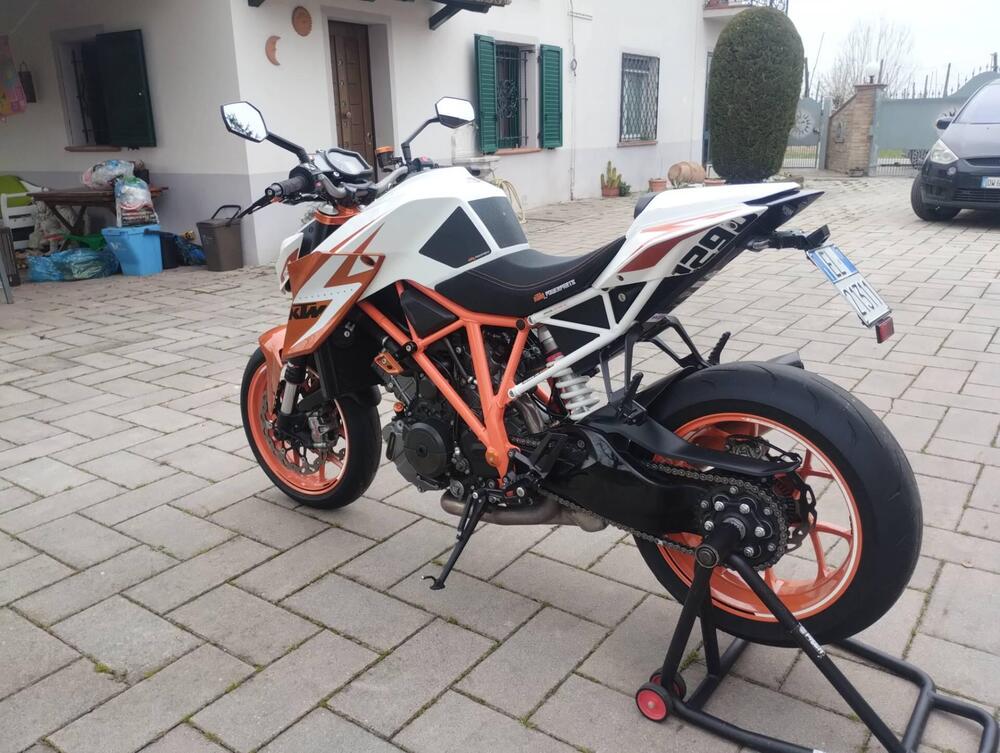 KTM 1290 Super Duke R SE ABS (2016) (8)