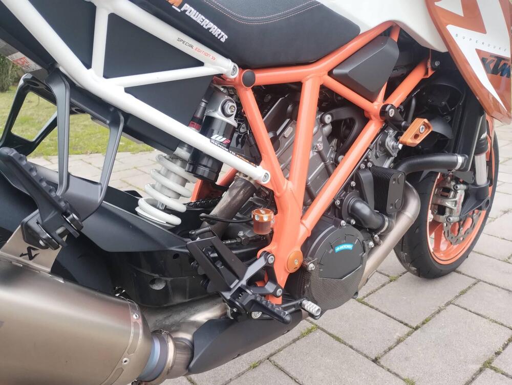 KTM 1290 Super Duke R SE ABS (2016) (15)
