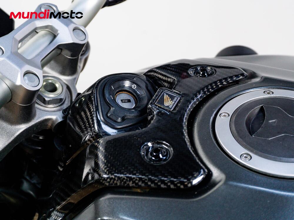 Honda CB 1000 R (2008 - 10) (17)